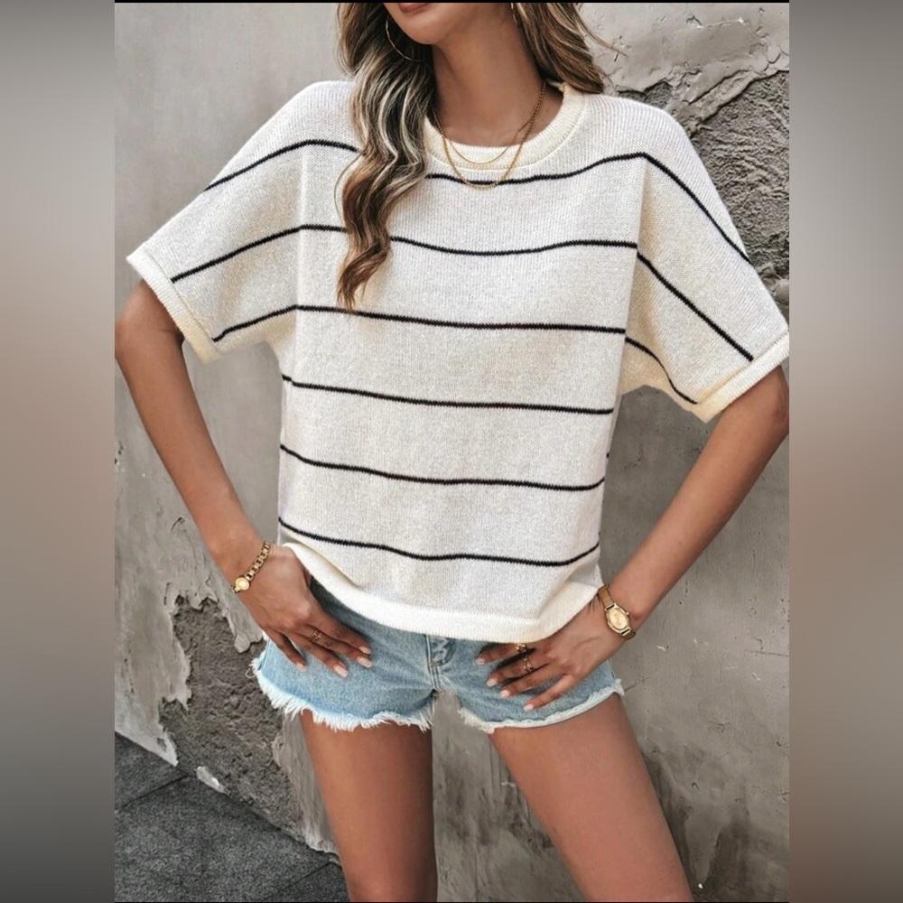 White and Black Boxy Short Sleeve T-Shirt
